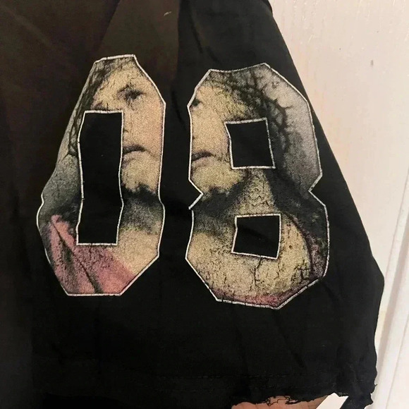 Grunge Urban Biblical Shirt - Picture 4 of 6